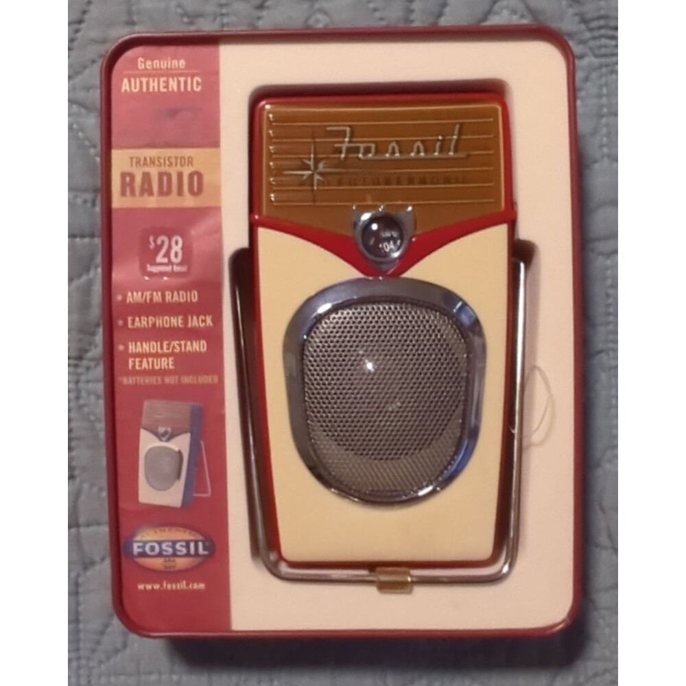 Fossil Futurephonic AM/FM Transistor Radio Tin Case  Earphone Jack Stand Retro